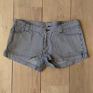 Patagonia Railroad Blue and White Stripe Organic Cotton Shorts, Size 6